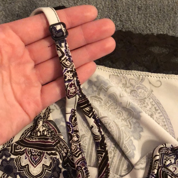 Pattern tank top - Picture 3 of 3